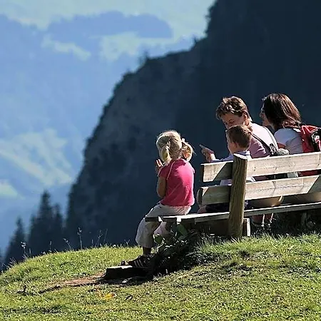 Hotel Waelderin-wellness, Sport & *